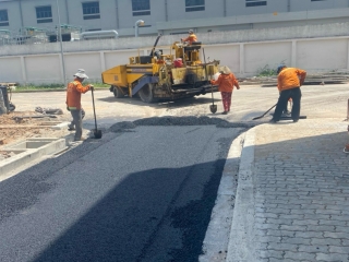 Thi công đường khu công nghiệp